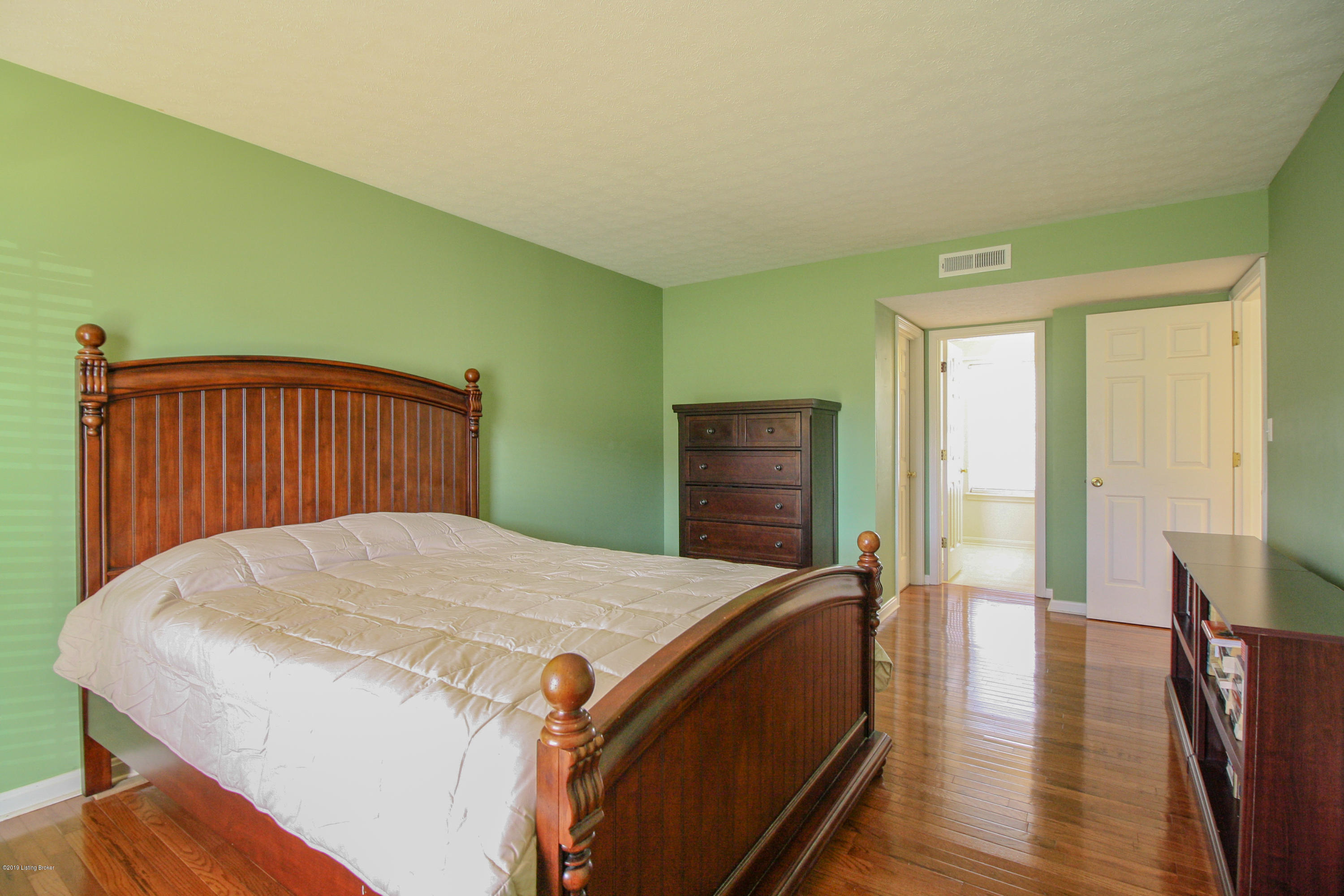 4003 Gaudet Road Louisville, KY 40299 - Photo 13 of 22 IMG_5215-2