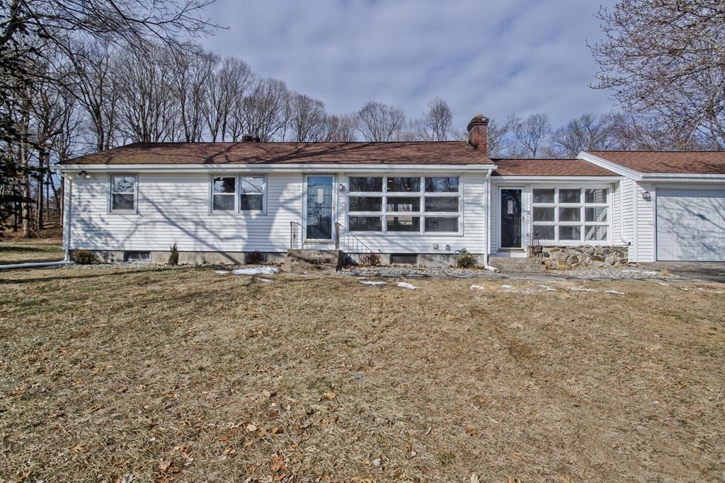 38 Forest Road Agawam, MA 01001 - Photo 3 of 42 Gallery Image 3