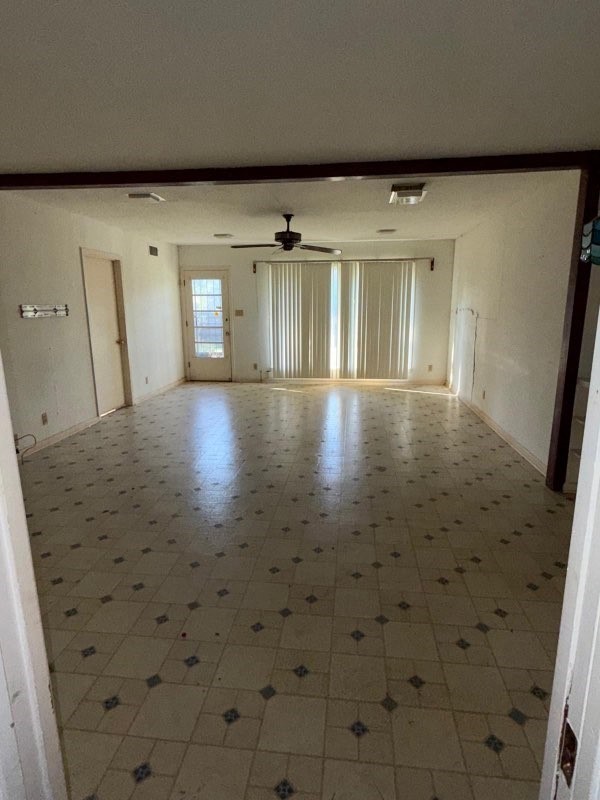 6207 Hirondel Houston, TX 77087 - Photo 4 of 19