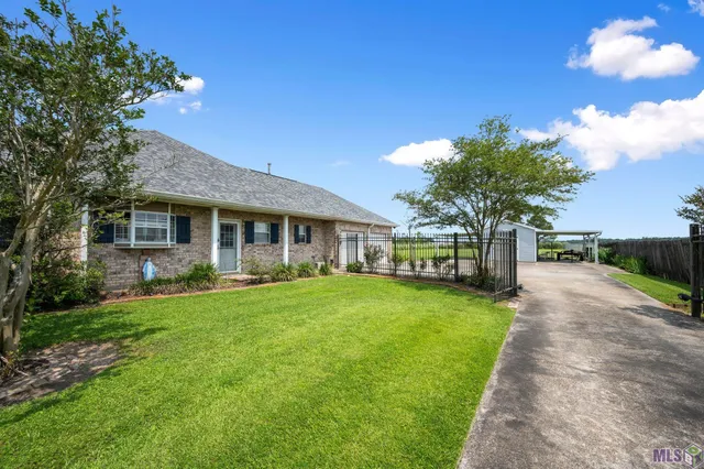 $430,000 | 19706 Highway 643, Vacherie, LA 70090
