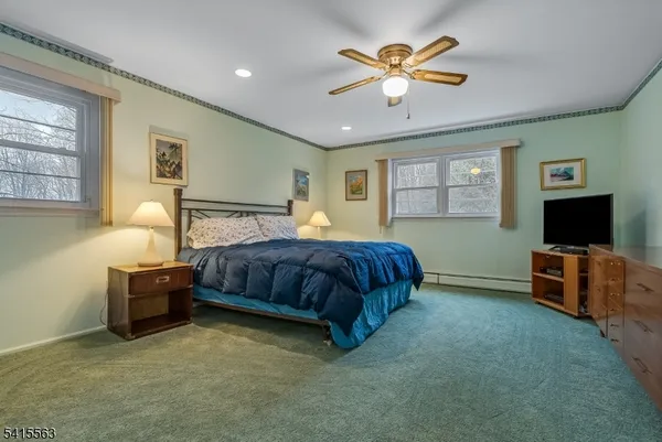 $900,000 | 11 Wood Drive, Morris Plains, NJ 07950