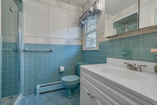 $900,000 | 11 Wood Drive, Morris Plains, NJ 07950