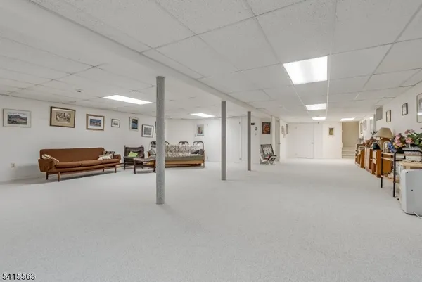 $900,000 | 11 Wood Drive, Morris Plains, NJ 07950