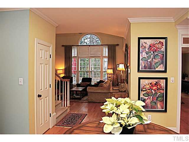 4019 Heathgate Lane Raleigh, NC 27613 - Photo 8 of 24 Foyer