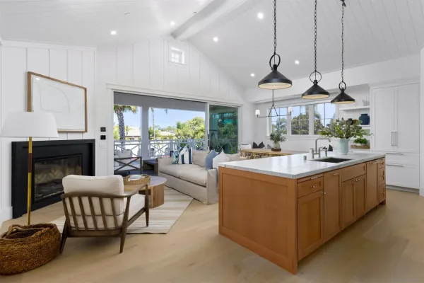 $4,164,550 | 747 Orange Avenue, Unit 301, Coronado, CA 92118