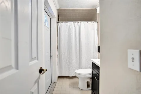 $594,000 | 4221 Northeast 13th Avenue, Oakland Park, FL 33334