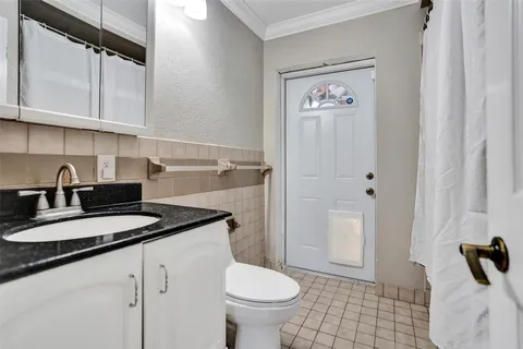 $594,000 | 4221 Northeast 13th Avenue, Oakland Park, FL 33334