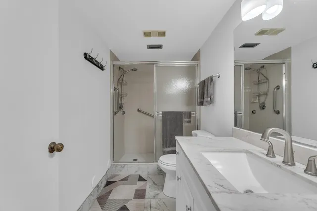 $179,000 | 7301 Amberly Lane, Unit 109, Delray Beach, FL 33446