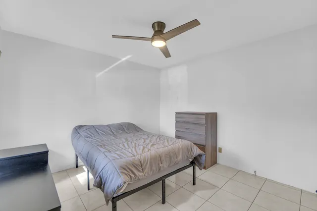 $179,000 | 7301 Amberly Lane, Unit 109, Delray Beach, FL 33446