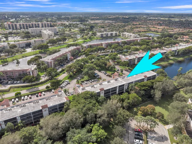 $179,000 | 7301 Amberly Lane, Unit 109, Delray Beach, FL 33446