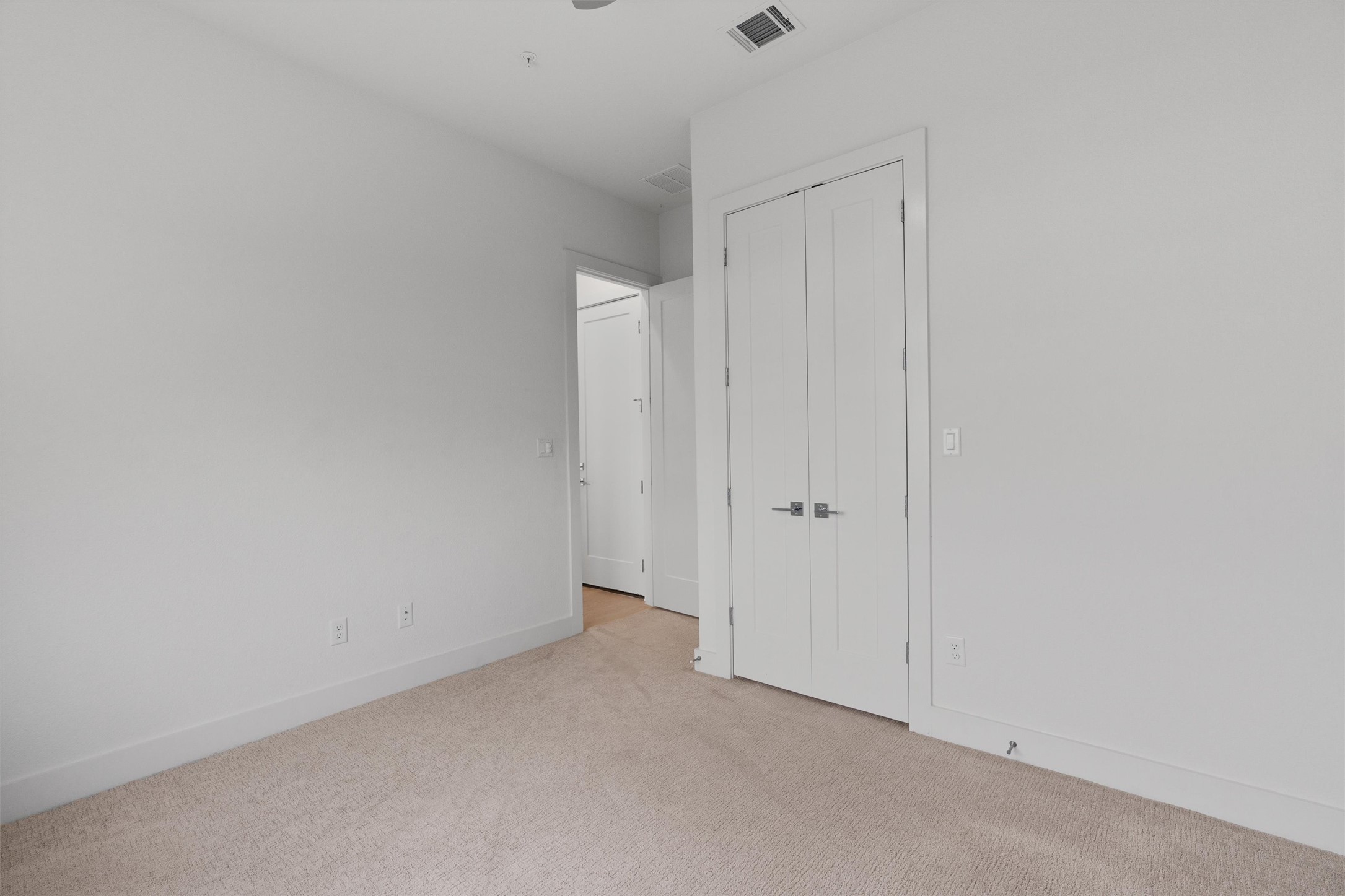 2050 Lohmans Spur Road, Unit 804 Lakeway, TX 78734 - Photo 10 of 28