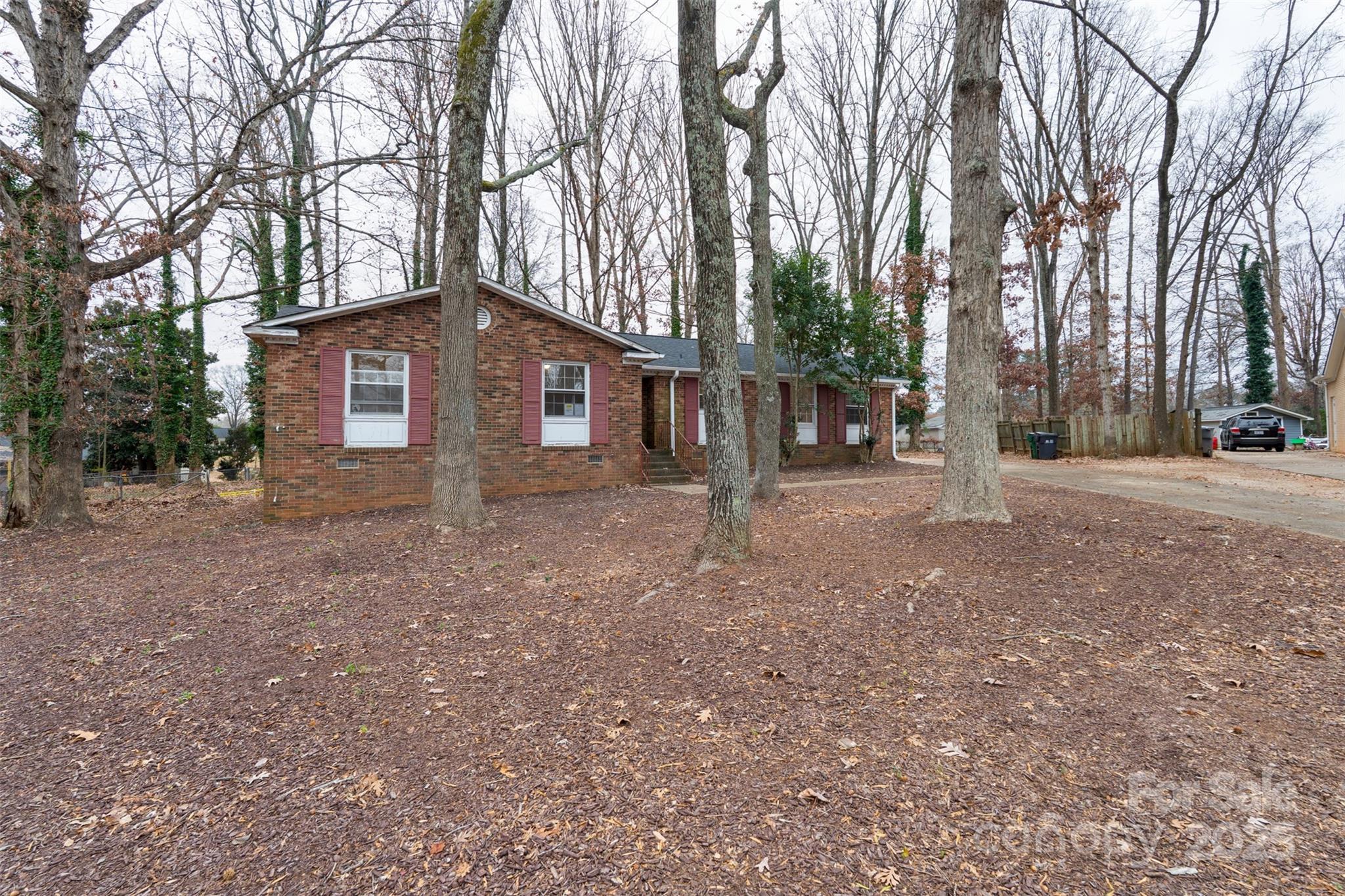 3100 Glenelm Court Charlotte, NC 28212 - Photo 3 of 37