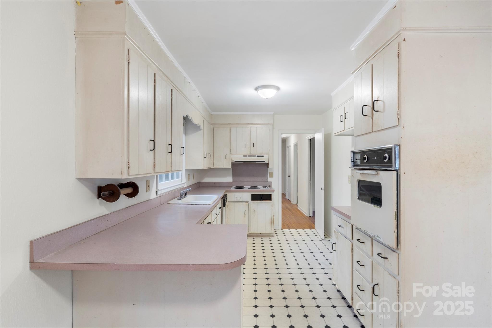 3100 Glenelm Court Charlotte, NC 28212 - Photo 6 of 37