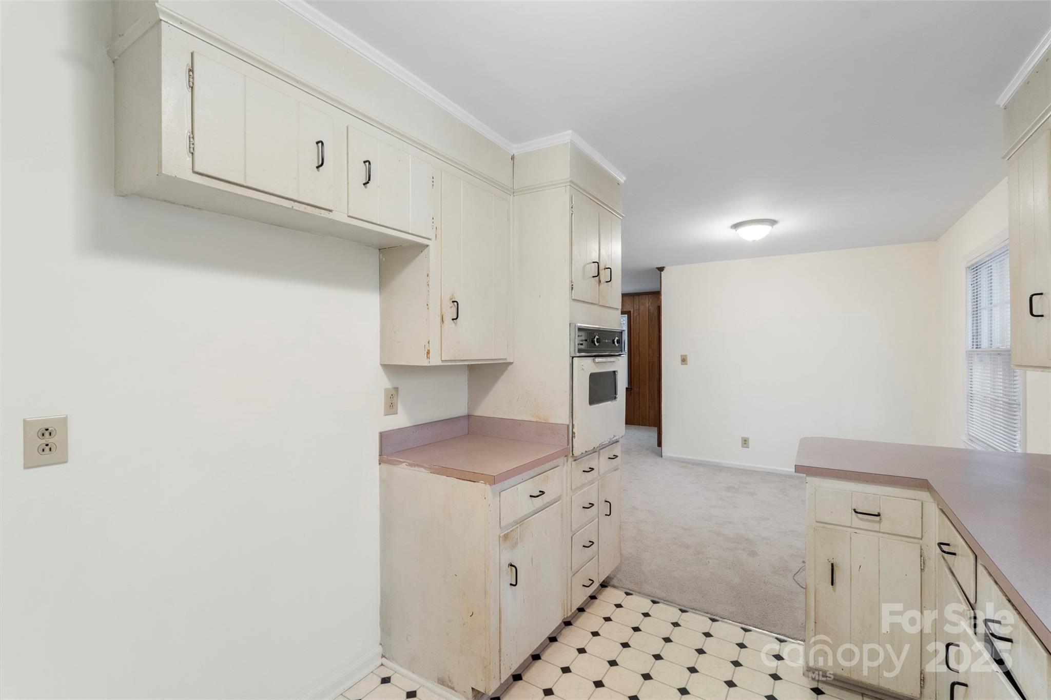 3100 Glenelm Court Charlotte, NC 28212 - Photo 9 of 37