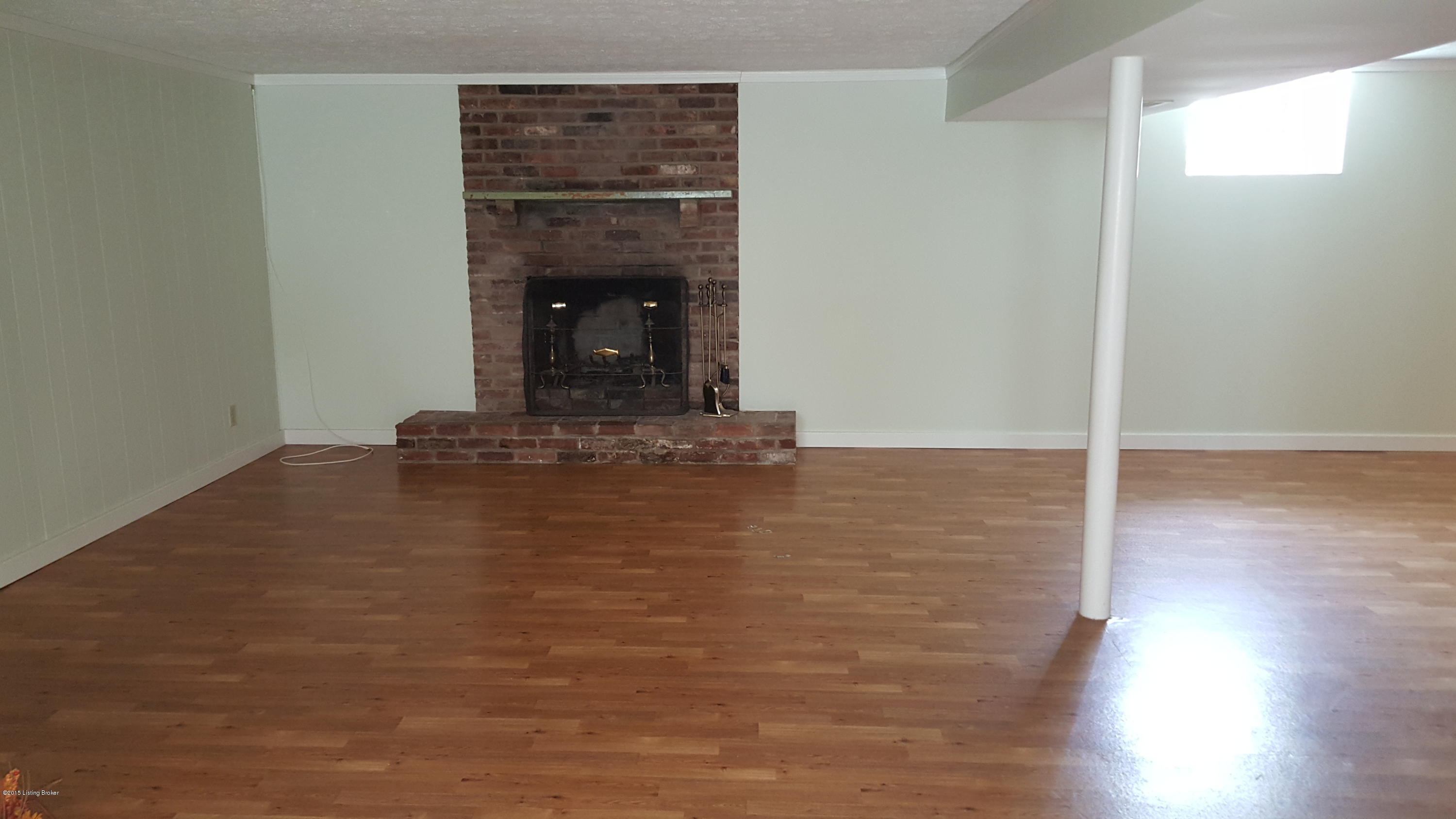 1922 Buttonwood Road Louisville, KY 40222 - Photo 14 of 21 20150626_133055
