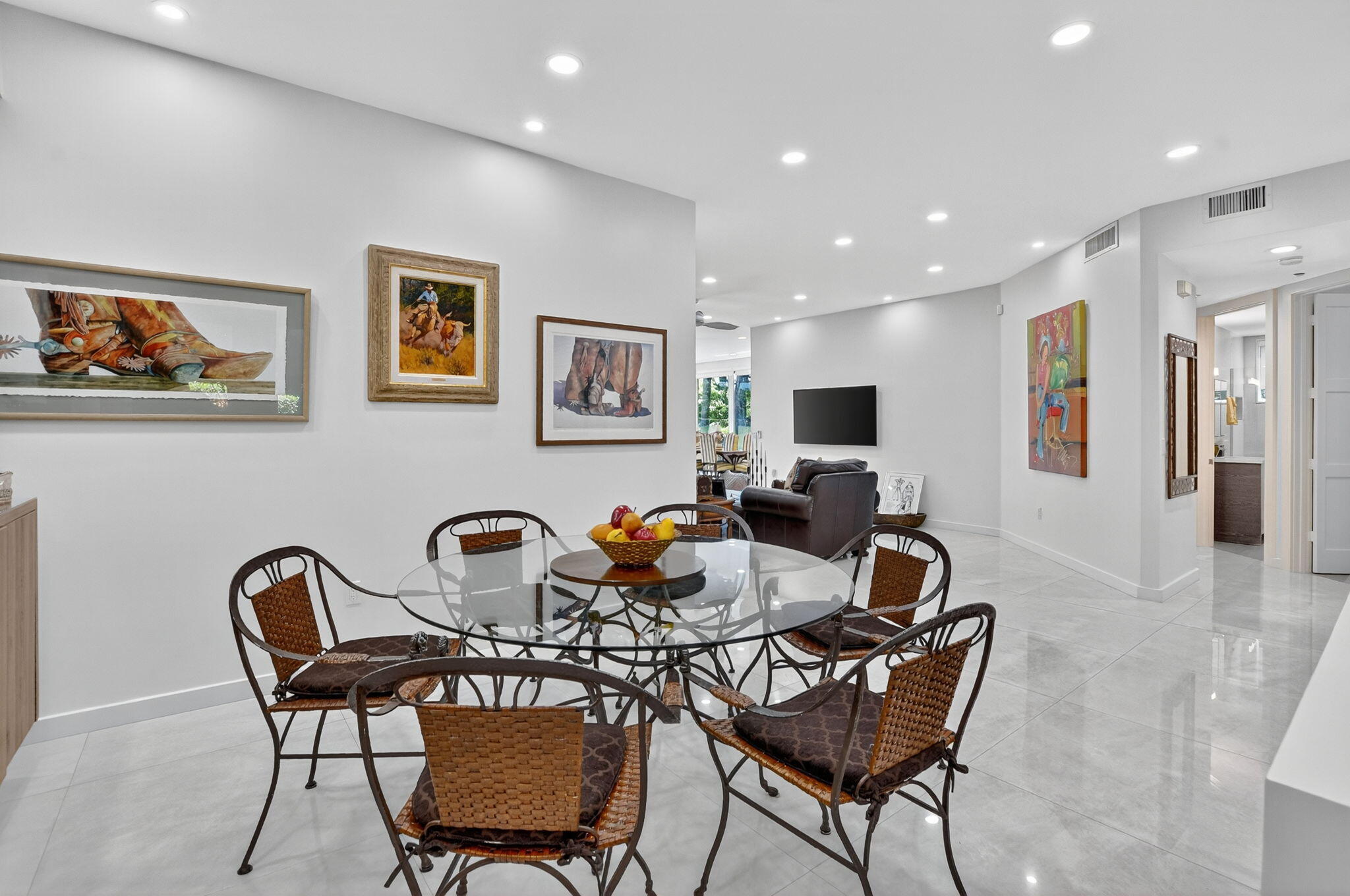 2584 Coco Plum Boulevard, Unit 104 Boca Raton, FL 33496 - Photo 12 of 51 12-web-or-mls-DSC_2233