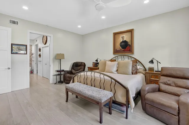 $989,000 | 2584 Coco Plum Boulevard, Unit 104, Boca Raton, FL 33496