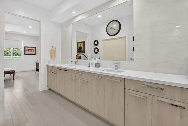 $989,000 | 2584 Coco Plum Boulevard, Unit 104, Boca Raton, FL 33496