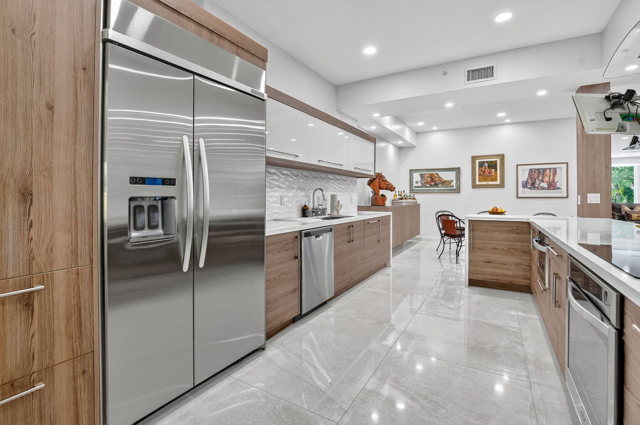 2584 Coco Plum Boulevard, Unit 104 Boca Raton, FL 33496 - Photo 10 of 51 10-web-or-mls-DSC_2221