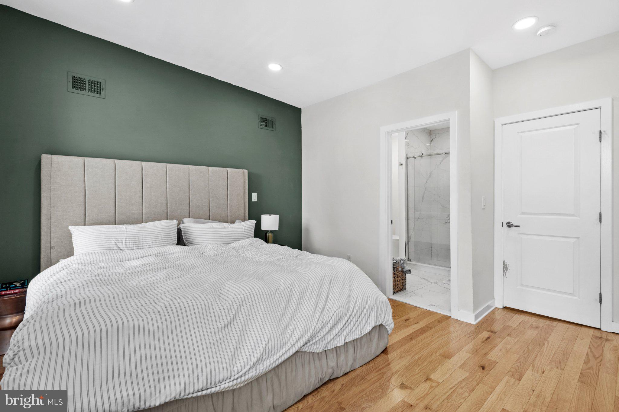1704 Reed Street Philadelphia, PA 19146 - Photo 20 of 30 Gallery Image 20