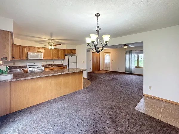 $215,000 | 2524 Big Island Road, Milan, IL 61264