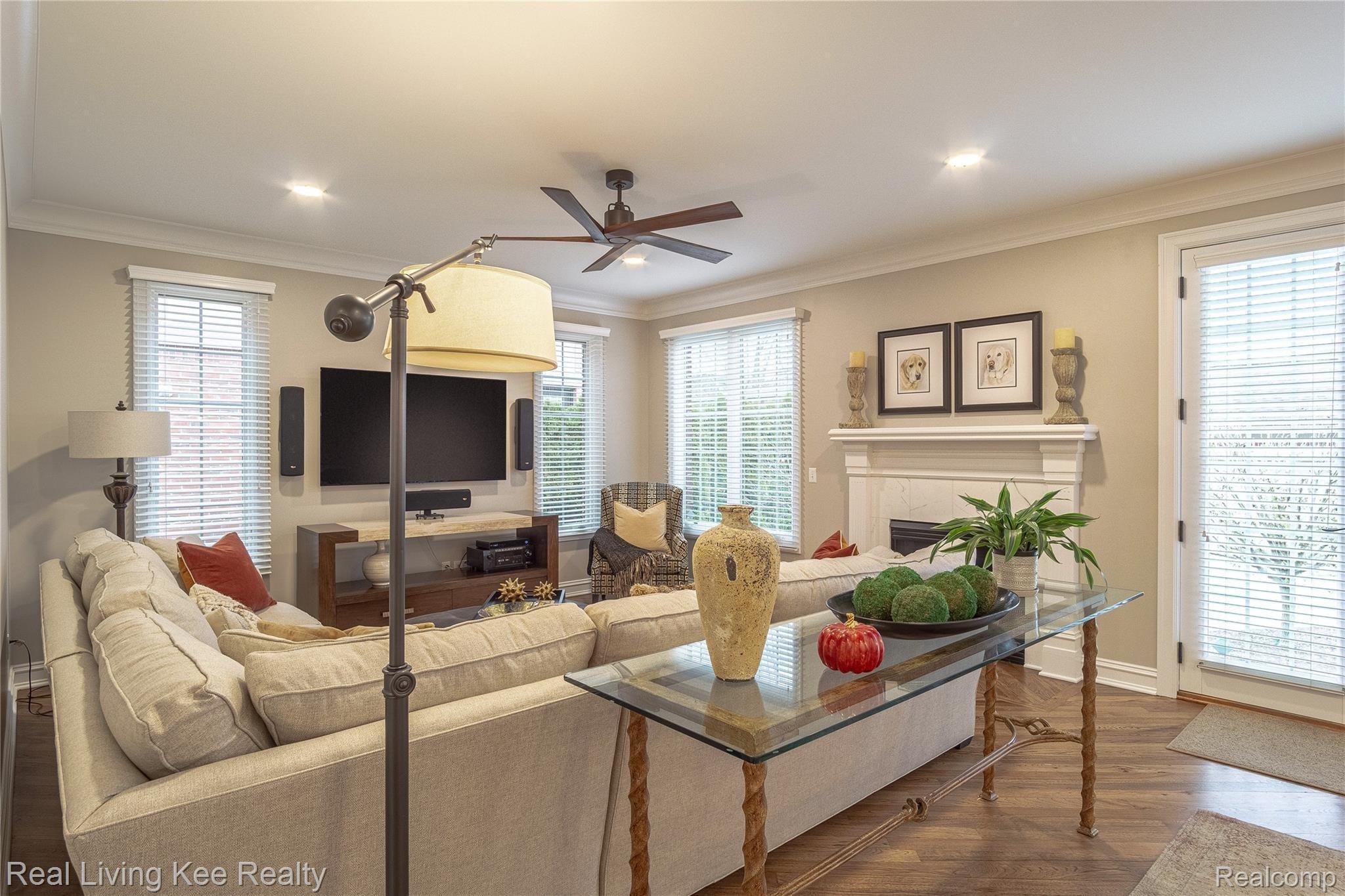 309 Ferndale Avenue Rochester, MI 48307 - Photo 32 of 75 Interiors (19 of 62).jpg