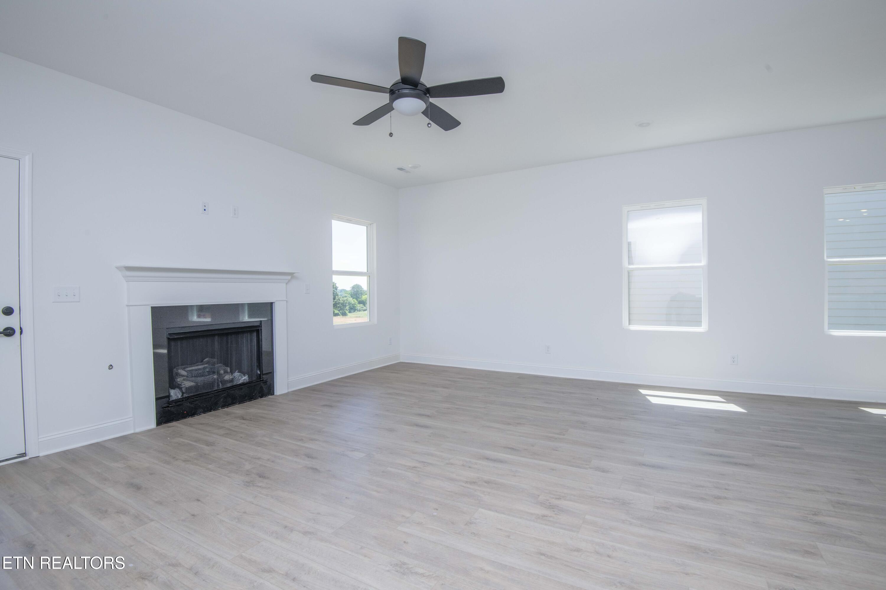 528 Ivey Farms Road Farragut, TN 37934 - Photo 17 of 46 iv85web_25