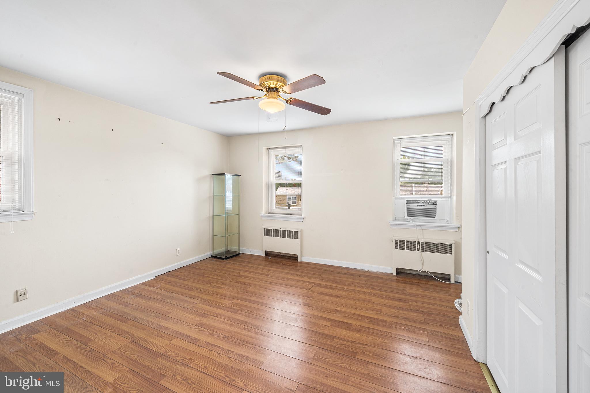 936 Roumfort Road Philadelphia, PA 19150 - Photo 16 of 30 Gallery Image 16