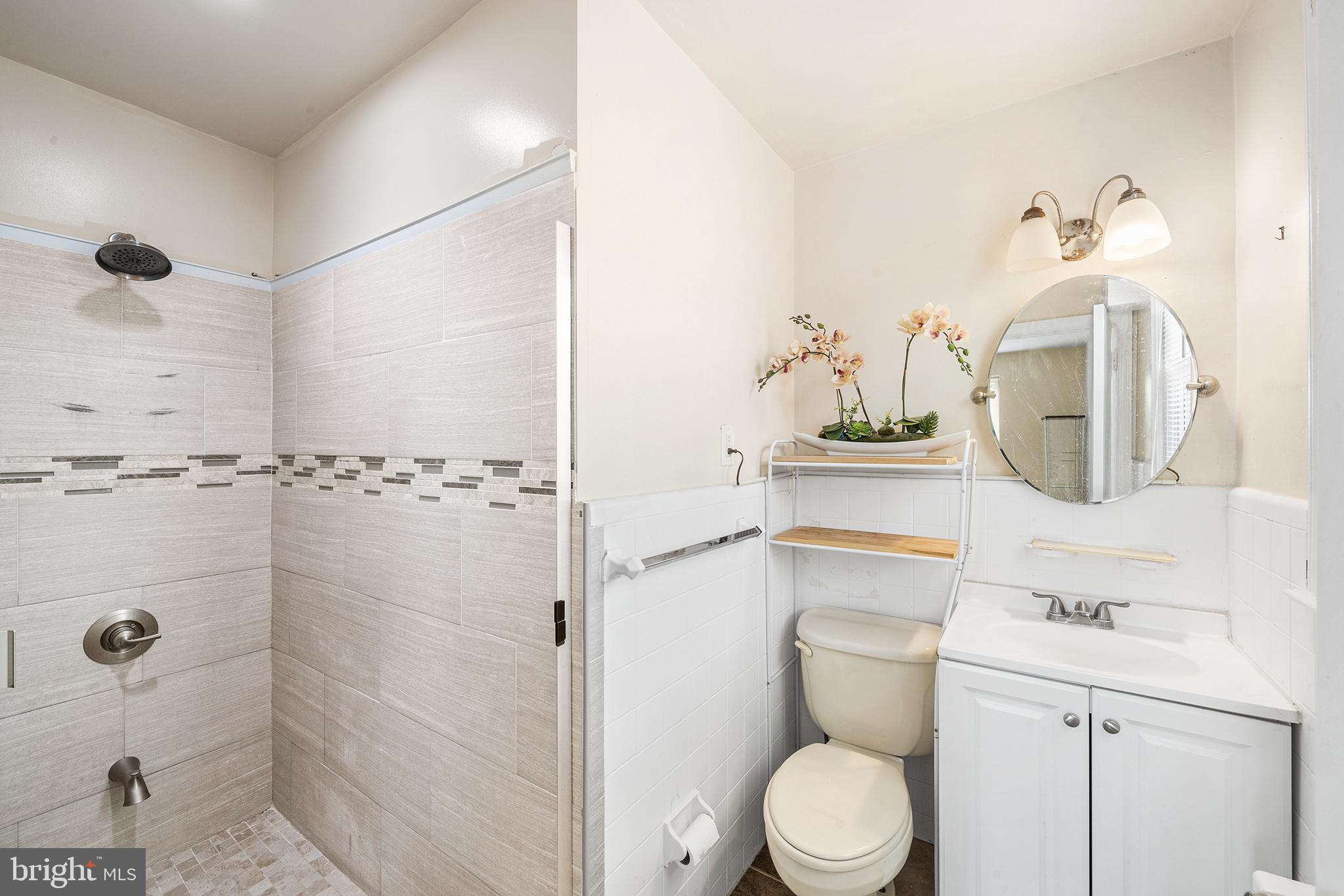 936 Roumfort Road Philadelphia, PA 19150 - Photo 18 of 30 Gallery Image 18