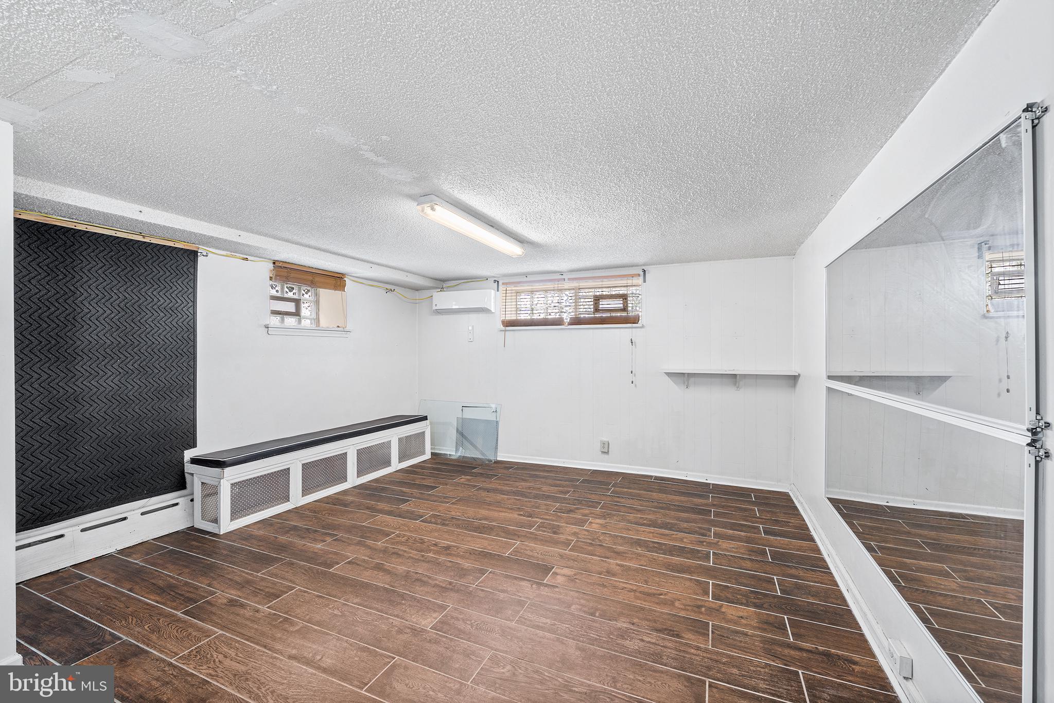 936 Roumfort Road Philadelphia, PA 19150 - Photo 22 of 30 Gallery Image 22