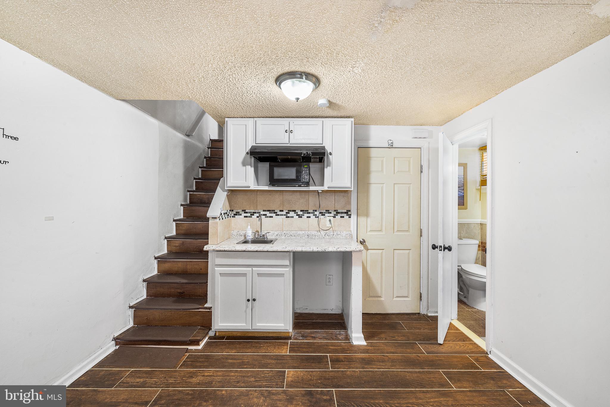 936 Roumfort Road Philadelphia, PA 19150 - Photo 23 of 30 Gallery Image 23