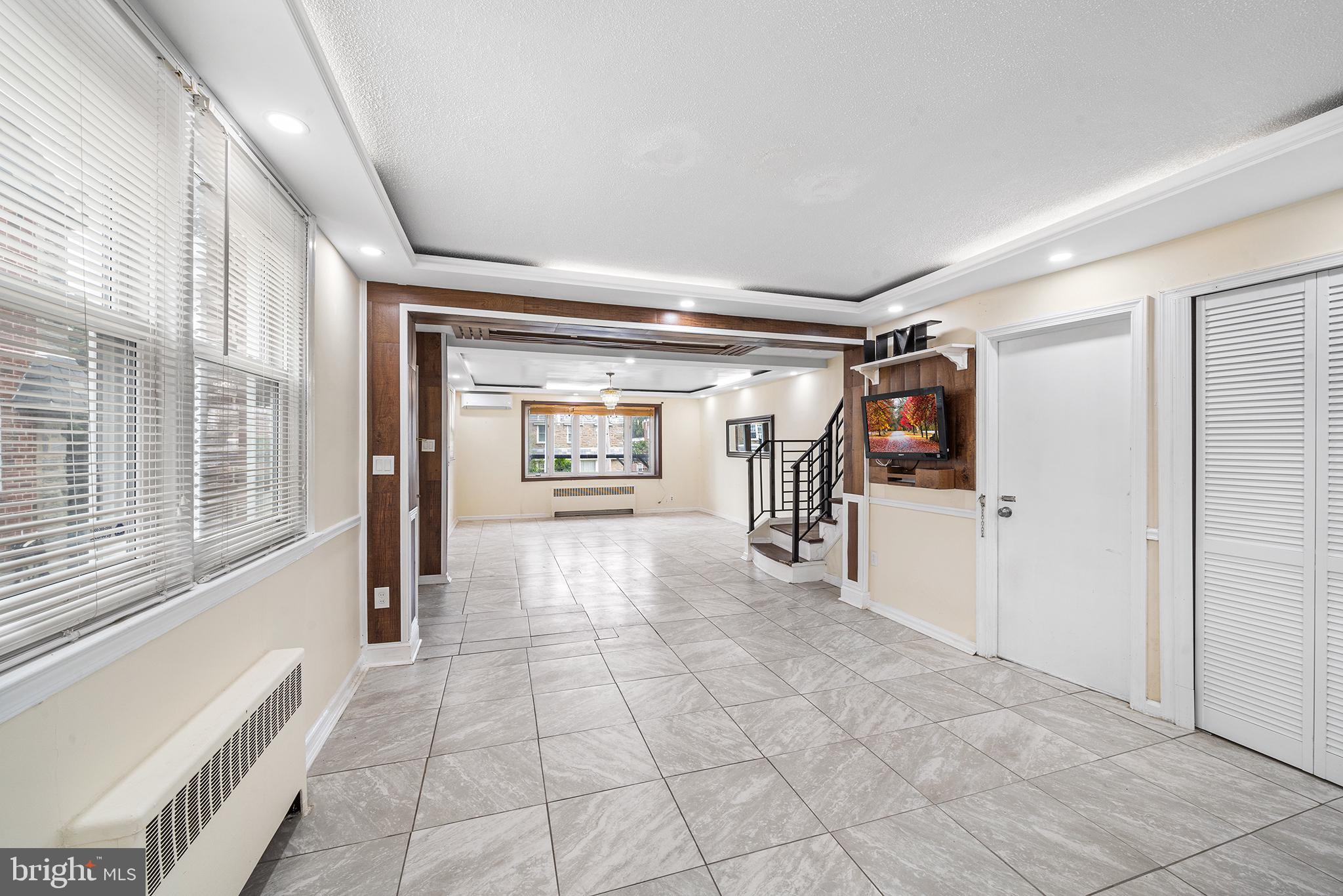 936 Roumfort Road Philadelphia, PA 19150 - Photo 10 of 30 Gallery Image 10