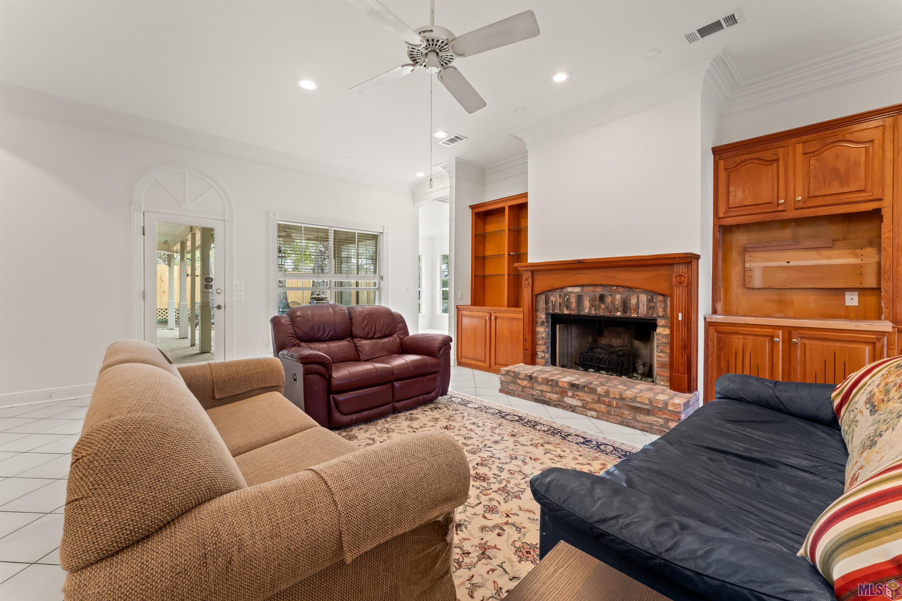 12760 Roan Avenue Baton Rouge, LA 70810 - Photo 9 of 34