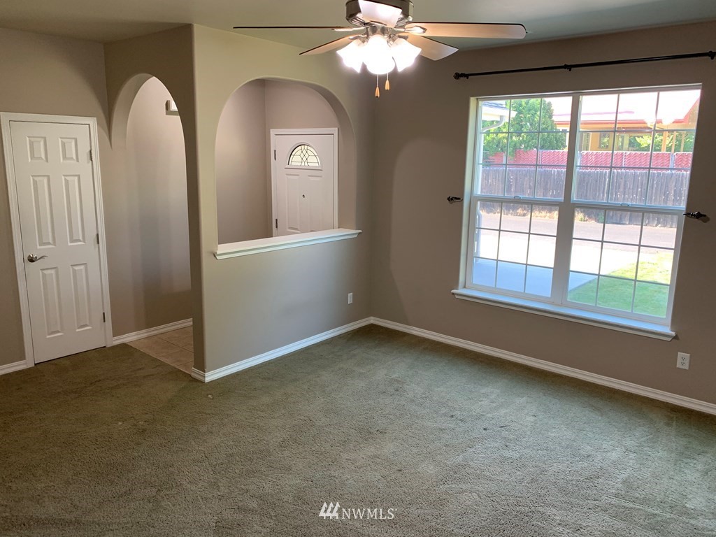 732 Roff Lane Walla Walla, WA 99362 - Photo 4 of 21 Gallery Image 4