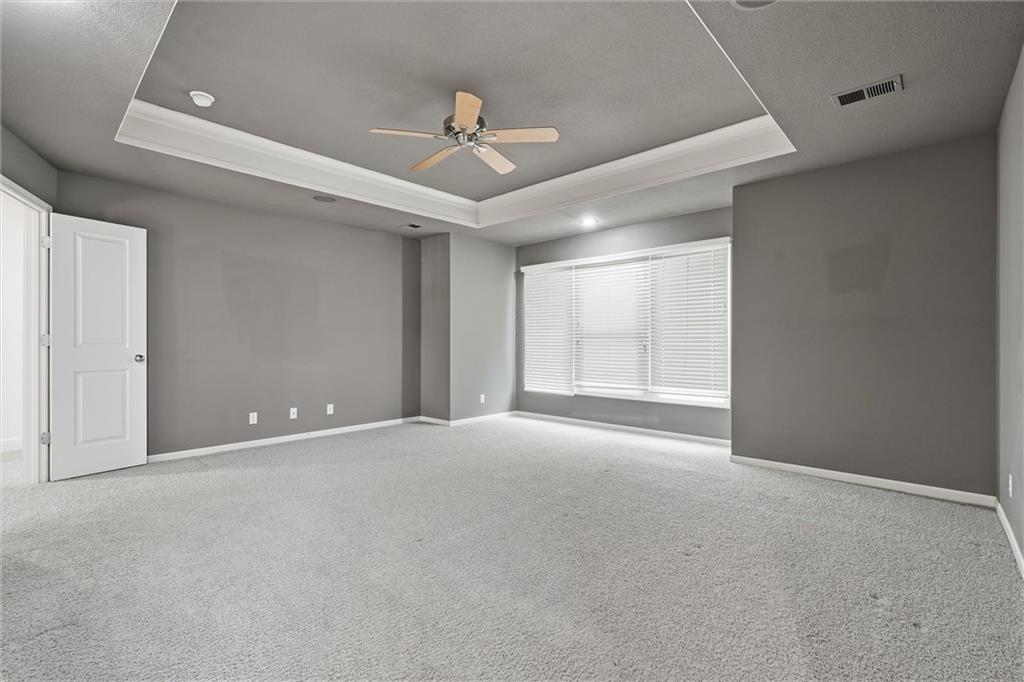 15088 Sherwood Road Leawood, KS 66224 - Photo 26 of 50