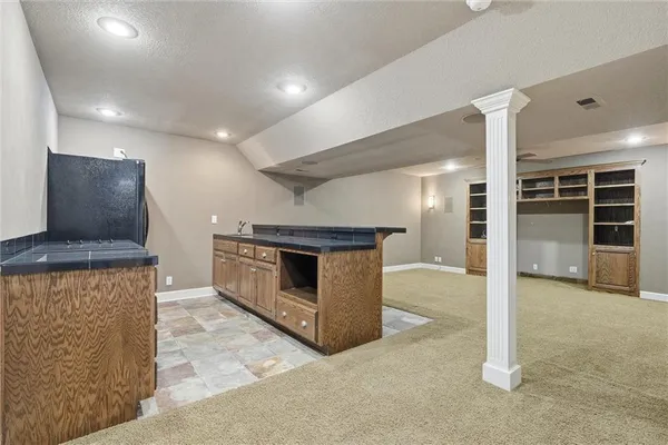$699,900 | 15088 Sherwood Road, Leawood, KS 66224