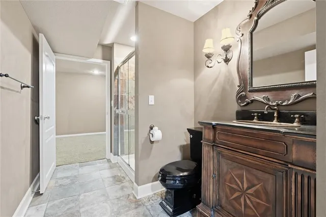 $740,000 | 15088 Sherwood Road, Leawood, KS 66224