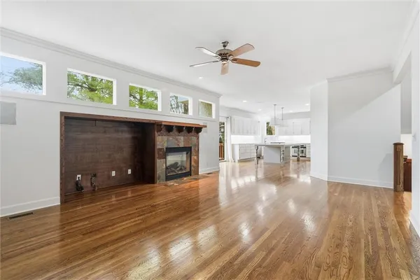 $699,900 | 15088 Sherwood Road, Leawood, KS 66224