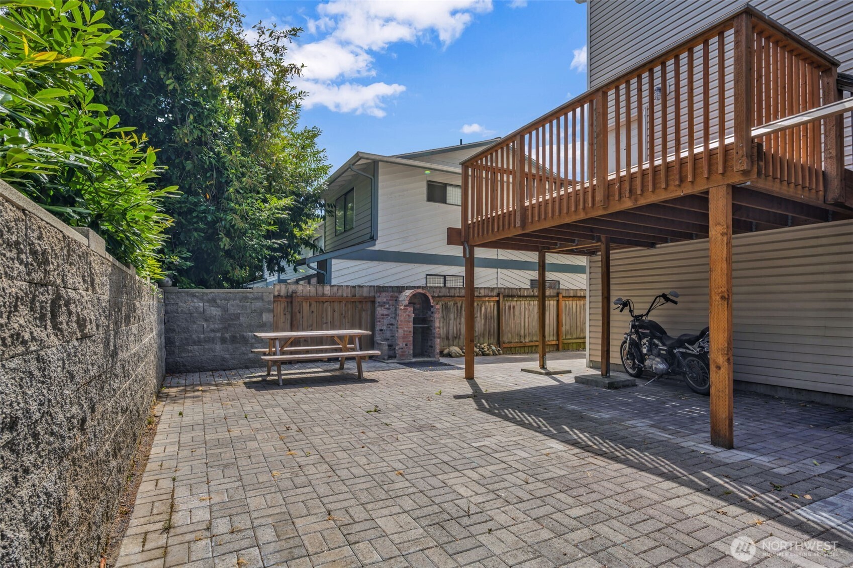 9480 Olson Place Southwest, Unit G Seattle, WA 98106 - Photo 27 of 35