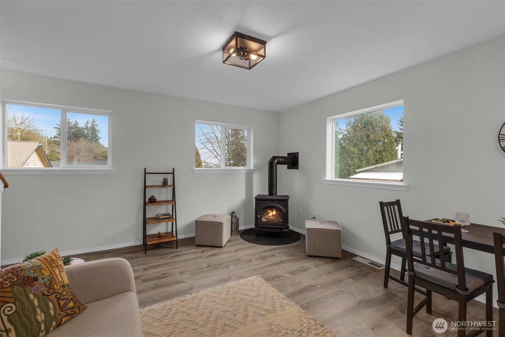 9480 Olson Place Southwest, Unit G Seattle, WA 98106 - Photo 5 of 35