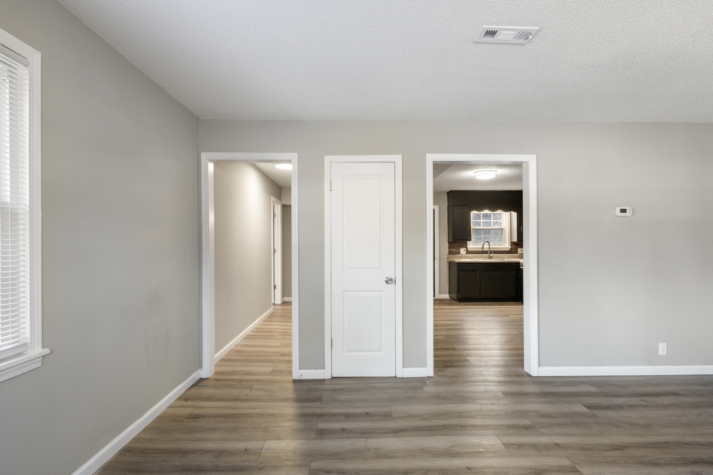 1414 Walston Street Dalton, GA 30720 - Photo 2 of 22 DSC_6975