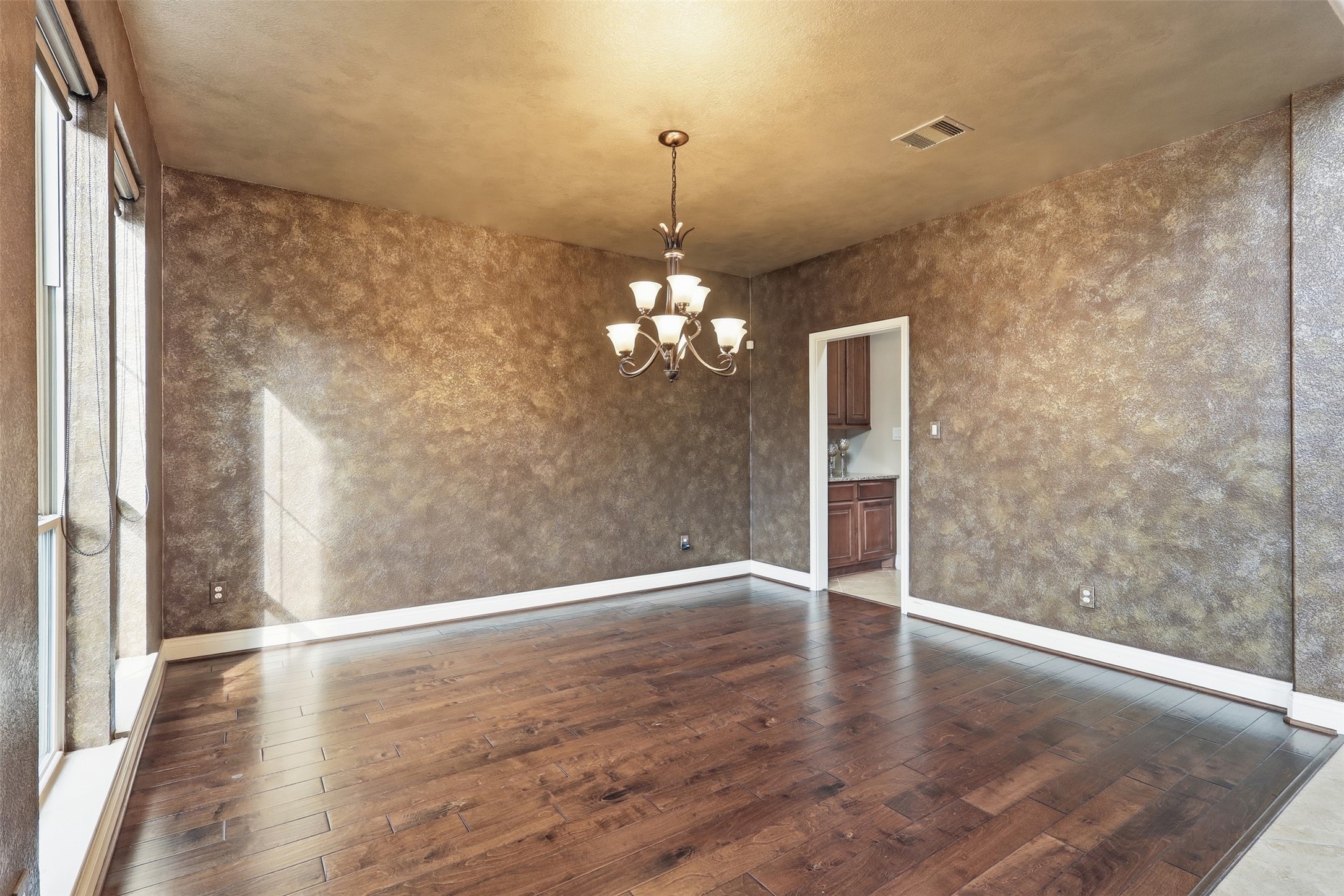 4130 Clover Ridge Lane Sugar Land, TX 77479 - Photo 13 of 48