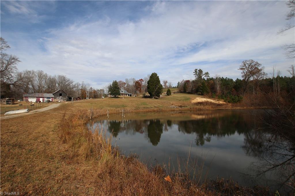 7585 West Road Walnut Cove, NC 27052 - Photo 29 of 30 Gallery Image 29