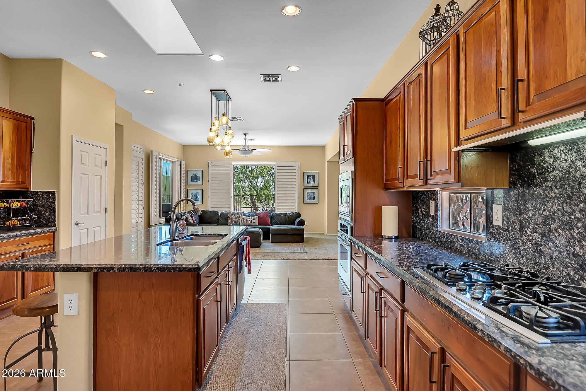 41213 North River Bend Road Phoenix, AZ 85086 - Photo 9 of 30 Kitchen