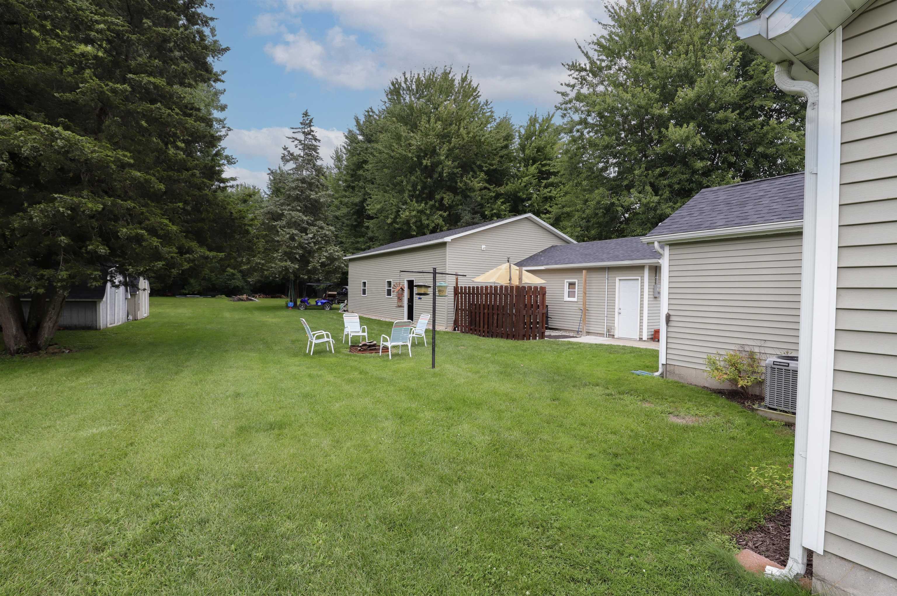 3697 Lauria Road Bay City, MI 48706 - Photo 16 of 47 Gallery Image 16