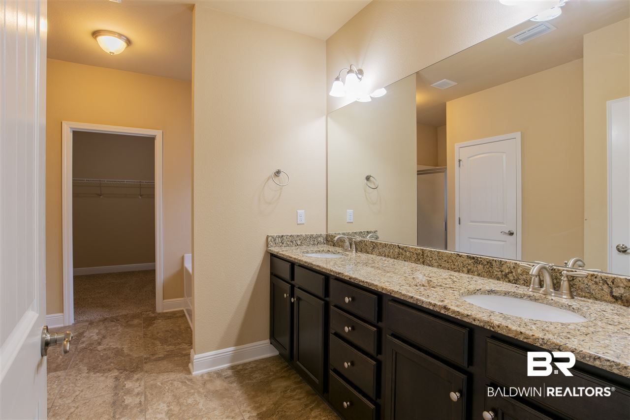23433 Dundee Circle Foley, AL 36535 - Photo 16 of 50
