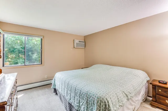 $169,900 | 1855 Silver Bell Road, Unit 120, Eagan, MN 55122