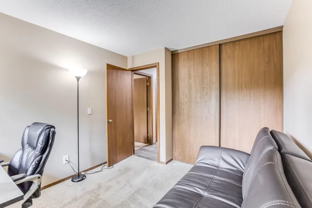 $169,900 | 1855 Silver Bell Road, Unit 120, Eagan, MN 55122