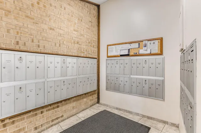 $169,900 | 1855 Silver Bell Road, Unit 120, Eagan, MN 55122