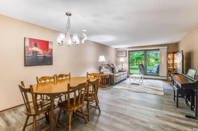 $169,900 | 1855 Silver Bell Road, Unit 120, Eagan, MN 55122